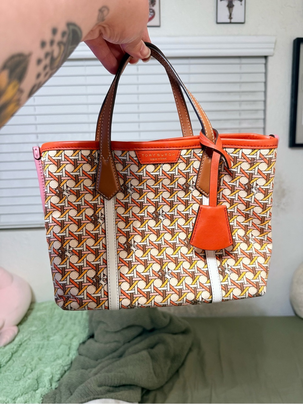 Tory Burch Small Perry Tote - Picture 2 of 10